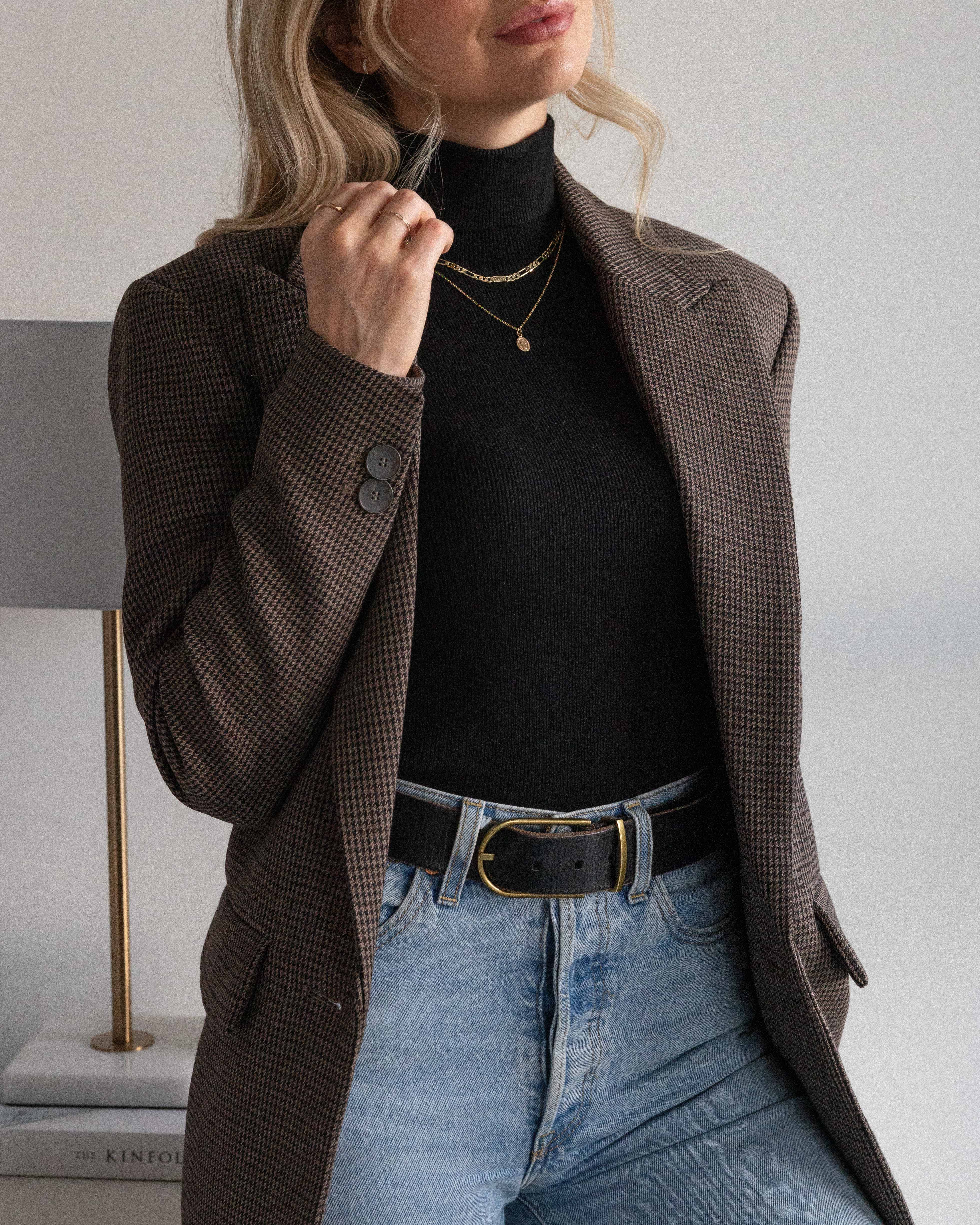 https://www.alexgaboury.com/wp-content/uploads/2020/11/Fall-Outfit.jpg